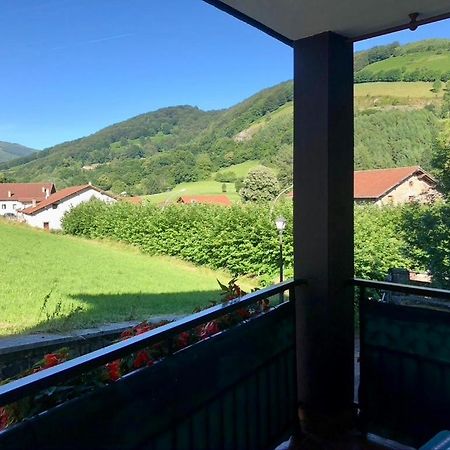 Apartmán Apartamento Rural Areso - Fraxkuenea Exteriér fotografie